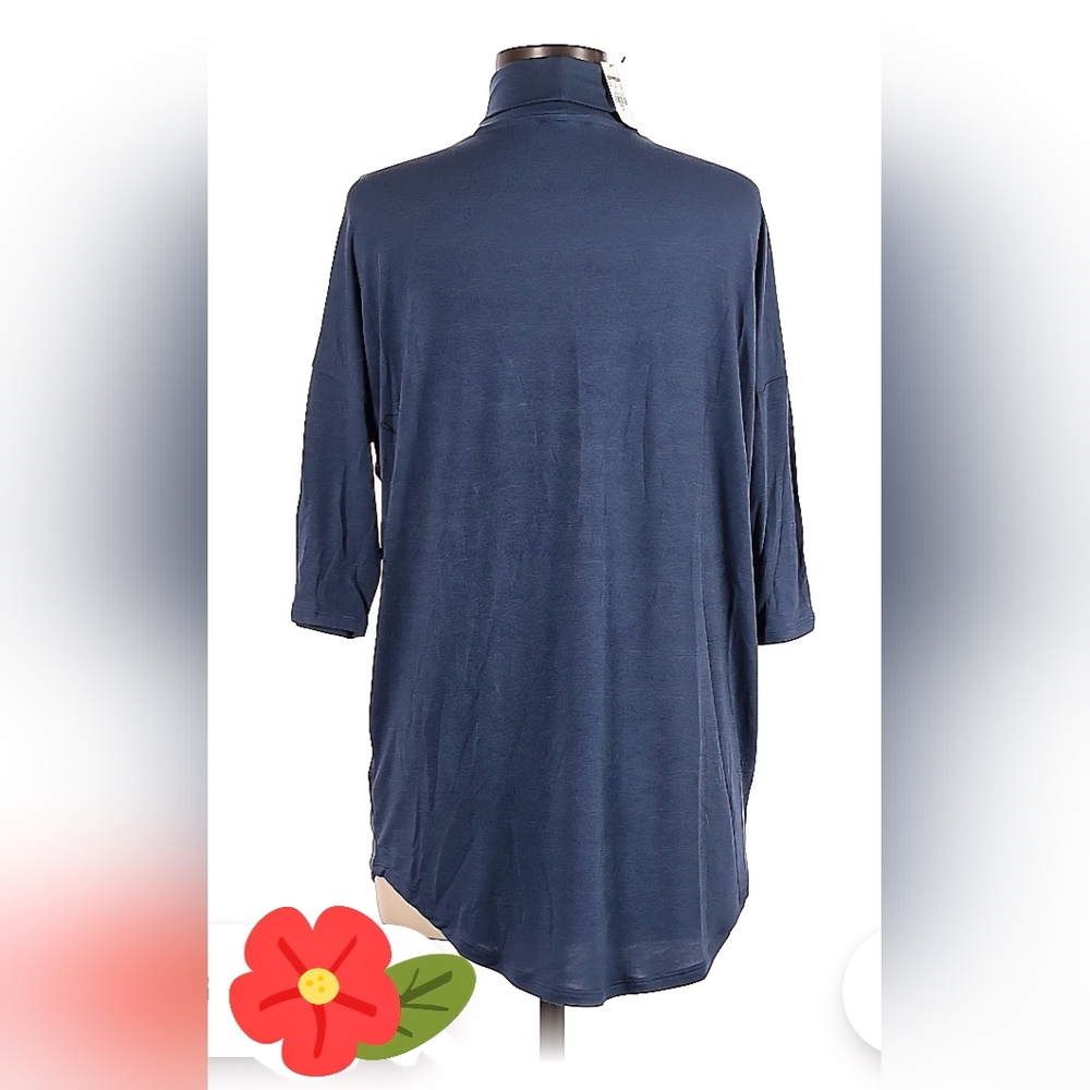 Express Deep Blue Top - Picture 2 of 5